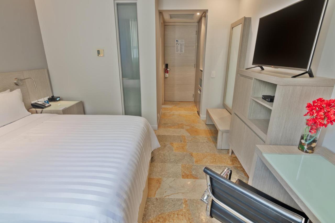 Ghl Hotel มอนเตริอา ภายนอก รูปภาพ A room at the hotel