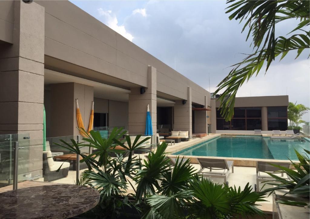 Ghl Hotel มอนเตริอา ภายนอก รูปภาพ The pool at the hotel