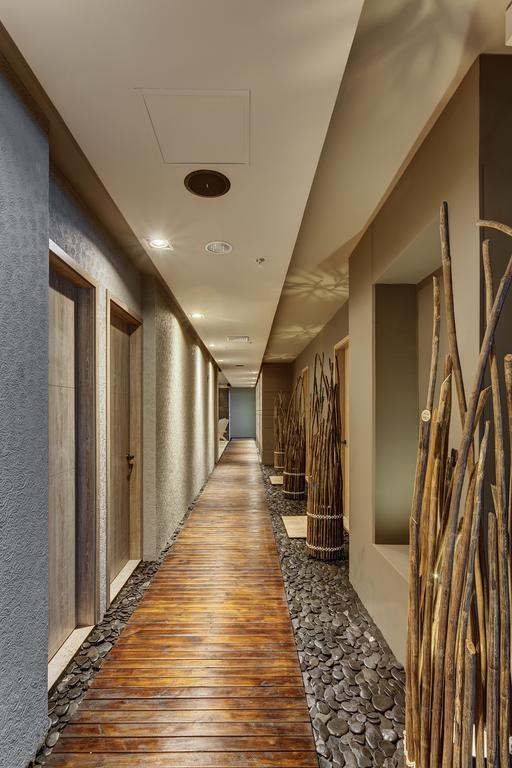 Ghl Hotel มอนเตริอา ภายนอก รูปภาพ The interior of the hotel