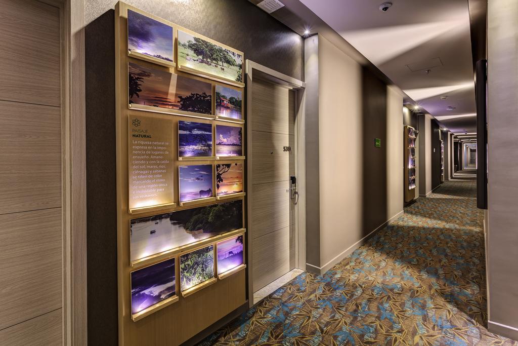 Ghl Hotel มอนเตริอา ภายนอก รูปภาพ Corridor