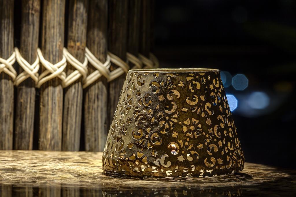 Ghl Hotel มอนเตริอา ภายนอก รูปภาพ A candle holder